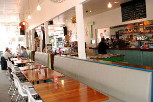 Isa Brown - Tourism Canberra 0