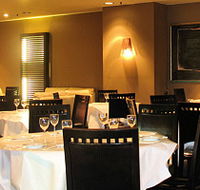 Mango Cafe Bar Restaurant - Tourism Canberra