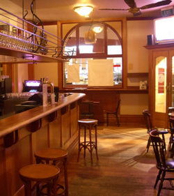 The Perseverance Hotel - Tourism Canberra 0