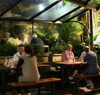 Dicks Hotel - Tourism Canberra