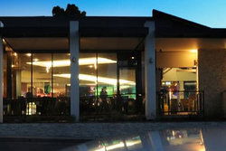 Modbury Plaza Hotel - Tourism Canberra 0