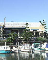 Doyles Bridge Hotel - Tourism Canberra 1