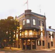 Australian Youth Hotel - Tourism Canberra