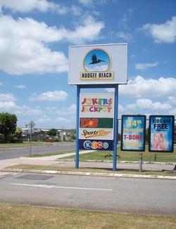 Nudgee Beach Hotel - Tourism Canberra 0