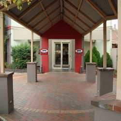 Deer Park Hotel - Tourism Canberra 1