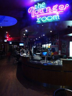 Glenelg Jetty Hotel - Tourism Canberra 1