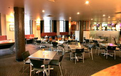 Ryans Paragon Hotel - Tourism Canberra 3