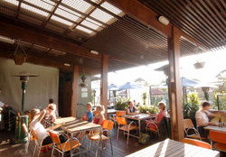 Northcote Social Club Hotel - Tourism Canberra 3