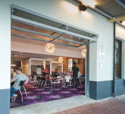 Arab Steed Hotel - Tourism Canberra 3
