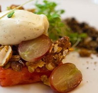 Arnica Waterfront - Tourism Canberra