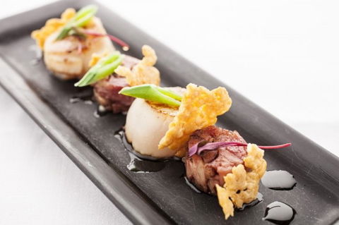 A Touch Of Salt - Tourism Canberra 0