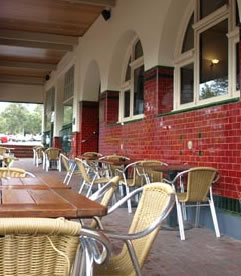 Kalamunda Hotel - Tourism Canberra 1