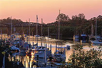 H20 Bar And Bistro - Tourism Canberra 1