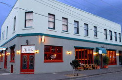Albion Hotel Port Melbourne - Tourism Canberra 2
