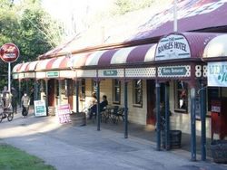Ranges Hotel - Tourism Canberra 3