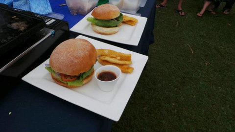 Queanbeyan Hotel - Tourism Canberra 0