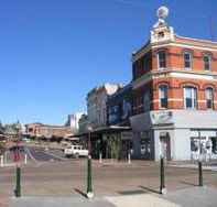 Robin Hood Hotel - Tourism Canberra