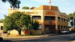Royal Hotel Drouin - Tourism Canberra
