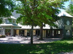Harrietville Hotel Motel - Tourism Canberra 0