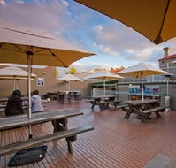 The Hawthorn Hotel - Tourism Canberra