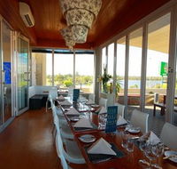 Red Cray Seafood  Grill Restaurant - Tourism Canberra