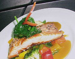 Gavinos Restaurant - Tourism Canberra 0