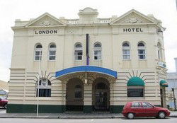 The London Hotel - Tourism Canberra 0