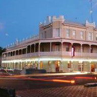 The Rose Hotel - Victoria Street Bar - Tourism Canberra 0