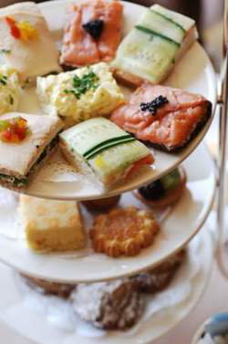 Cairns International Lobby Bar - Tourism Canberra 1