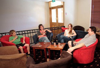 Hibernian Hotel Beechworth - Tourism Canberra 0