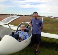 Waikerie Gliding Club - Tourism Canberra