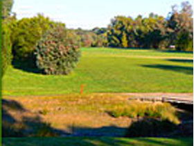 Oakbank Golf Club - Tourism Canberra 1