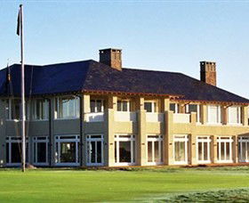 Royal Melbourne Golf Club - Tourism Canberra 0