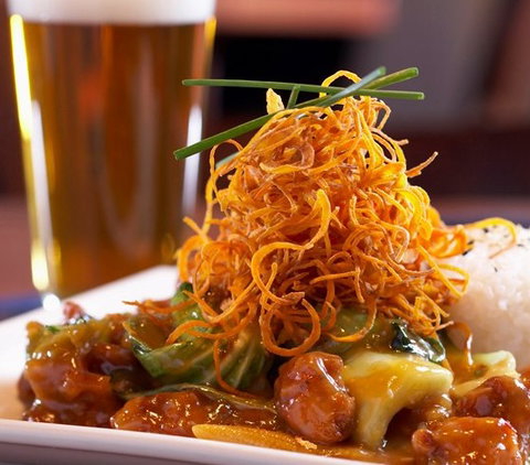 Yardhouse Bar & Brasserie - Tourism Canberra 4