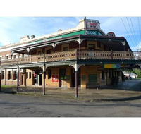 Bank Hotel Dungog - Tourism Canberra