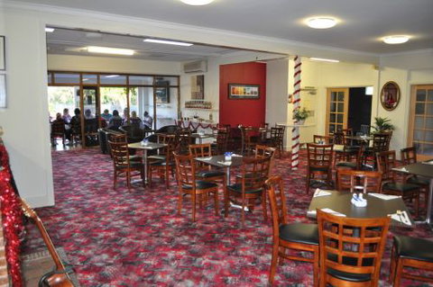 Back O' Bourke Motel - Tourism Canberra 4
