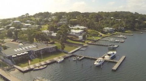 Metung Hotel - Tourism Canberra 6