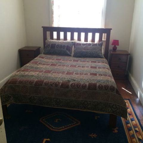 Farrell Flat Hotel, South Australia - Tourism Canberra 5
