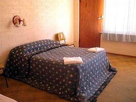 Nullarbor Road House Pty Ltd - Tourism Canberra 0