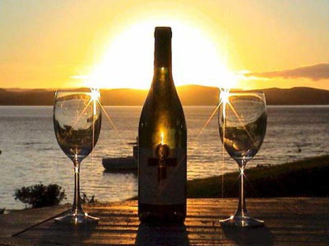 Vintage Cellars - Tourism Canberra 1