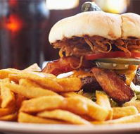 Karama Plaza Tavern - Tourism Canberra