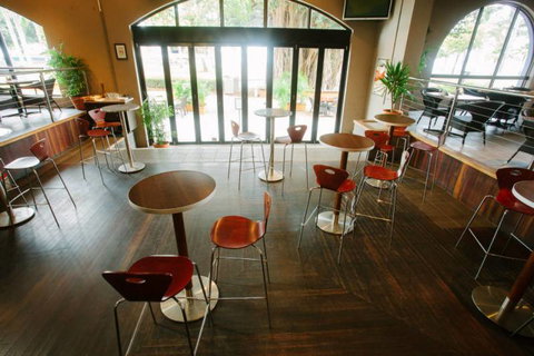 Seaview Hotel - Tourism Canberra 2