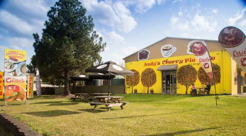 Andy’s Cherry Pie Cafe - Tourism Canberra 4