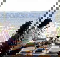 Christmas Day Lunch at The Lookout Echo Point - Tourism Canberra