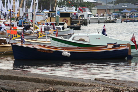 Davistown Putt Regatta And Wooden Boat Festival - Tourism Canberra 0