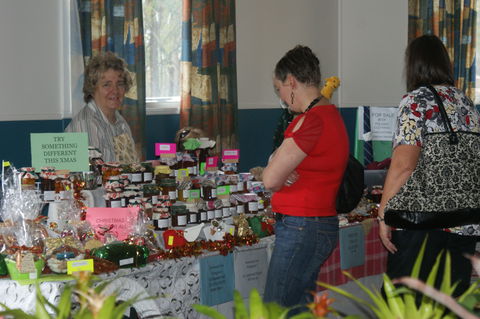 Trash And Treasure At East Kurrajong - Tourism Canberra 1