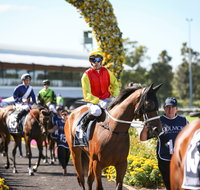 De Bortoli Wines Golden Rose Day - Tourism Canberra