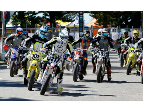 Newcastle International Supermoto - Tourism Canberra 0