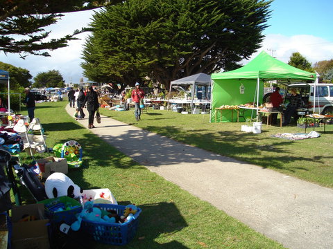Wynyard Foreshore Market - Tourism Canberra 2