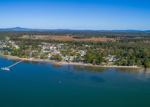 Blue Dolphin Holiday Resort - Tourism Canberra 0